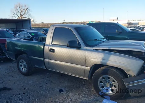 2003 Chevrolet Silverado 1500 from USA, damaged, VIN 1GCEC14X23Z294172